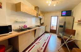 Apartament cu 3 camere, decomandat, 70 mp, zona Nicolae Titulescu