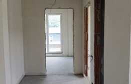 Apartament 3 camere semifinisat ,70 mp, terasa 45 mp ,zona Stejarului !