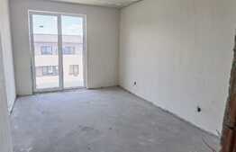 PONT !Apartament 3 camere semifinisat, parcare, 82 mp ,terasa 32 mp ,zona Stejarului !