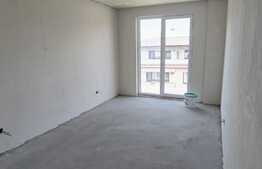 PONT !Apartament 3 camere semifinisat, parcare, 82 mp ,terasa 32 mp ,zona Stejarului !