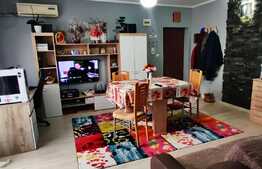 Apartament de 2 camere, 2 balcoane, etaj intermediar,zona Eroilor