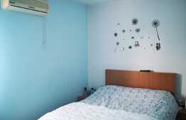 Apartament de 4 camere, decomandat, 77 mp, balcon, zona Astra