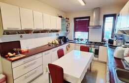 Afacere la cheie! Pensiune de 722 mp, cu 800 mp de teren, Floresti