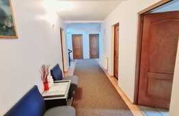 Afacere la cheie! Pensiune de 722 mp, cu 800 mp de teren, Floresti