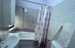 Apartament de 2 camere, decomandat, 50 mp, curte privata, zona Lukoil