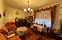 Apartament de 2 camere, decomandat, 50 mp, curte privata, zona Lukoil