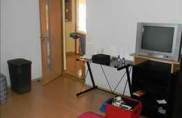 Apartament 4 camere, 120 mp, zona Campului. Garaj inclus!