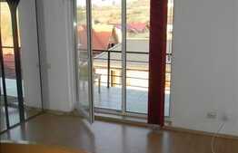 Apartament 4 camere, 120 mp, zona Campului. Garaj inclus!