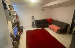 Apartament de 3 camere, 64mp, gradina 49 mp, 2 parcari, zona Sesul de Sus