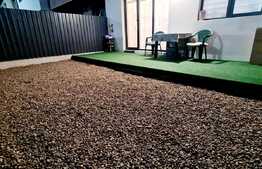 Casa insiruita, la cheie, 4 camere, 2 parcari, strada privata 