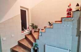 Casa insiruita, la cheie, 4 camere, 2 parcari, strada privata 