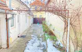 Casa de 60 mp utili si teren de 150 mp, Ultracentrala 