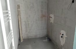 Apartament 3 camere, 80 mp, in ansamblu rezidential nou, zona Teilor