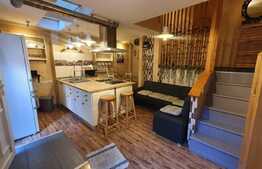 Apartament 3 camere, 2 niveluri, 53 mp, curte interioara, zona strazii Horea