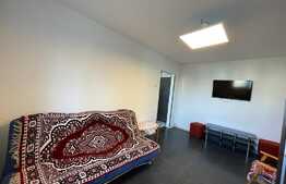 Apartament de 3 camere, 45 mp, zona Casa Piratilor