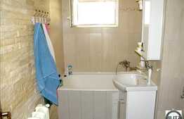 Apartament 2 camere decomandate, 75 mp zona Hotelul Premier. Loc de parcare!