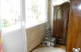 Apartament 2 camere decomandate, 75 mp zona Hotelul Premier. Loc de parcare!