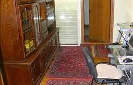 Apartament 2 camere decomandate, 75 mp zona Hotelul Premier. Loc de parcare!