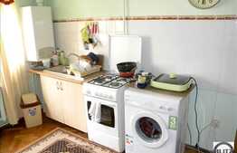 Apartament 2 camere decomandate, 75 mp zona Hotelul Premier. Loc de parcare!