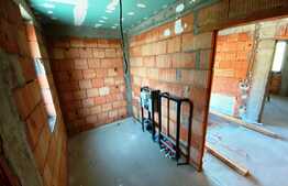 Casa individuala in Corusu, panorama si liniste, 120 mp utili si 500 mp teren!