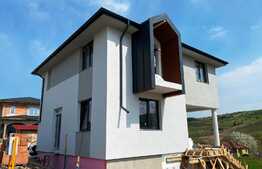 Casa individuala in Corusu, panorama si liniste, 120 mp utili si 500 mp teren!