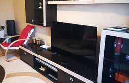 Apartament de 3 camere, etaj intermediar, decomandat, zona Tractorul