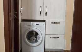 Apartament de 3 camere, etaj intermediar, decomandat, zona Tractorul