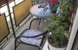 Vanzare apartament 2 camere, 54 mp, decomandat, zona strazii Jupiter