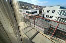 Apartament 3 camere, 90 mp, garaj, 2 terase, zona strazii Campului