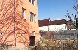 Apartament in vila, 100 mp, posibilitate mansardare, 200 mp curte, Dambul Rotund