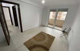 Apartament de 2 camere, 61 mp, decomandat, zona Tractorul 