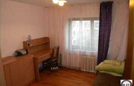 Vanzare 4 camere decomandate, 80 mp, loc parcare, boxa la subsol, zona Kaufland!