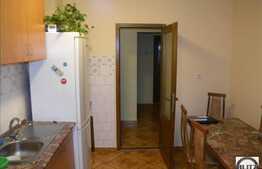 Vanzare 4 camere decomandate, 80 mp, loc parcare, boxa la subsol, zona Kaufland!