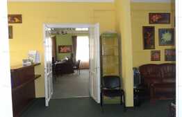 Spatiu de birou, 94 mp, parcare, zona Casa de Cultura a Studentilor