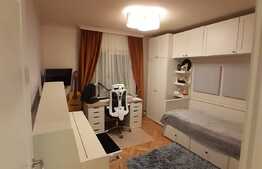 Apartament de 3 camere, ultrafinisat, etaj intermediar, parcare, Titulescu