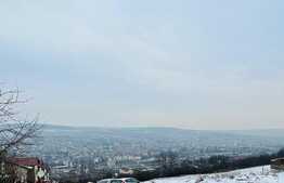 Apartament cu 3 camere in vila, orientare Sudica, parcare si curte