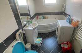 Apartament de 2 camere semidecomandate, 49mp, etaj intermediar! Zona strazii Eroilor