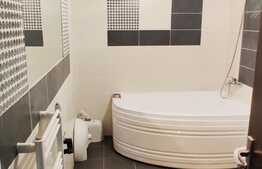 Apartament 3 camere, etaj intermediar, terasa de 12 mp, finisat nou, zona Porii