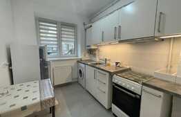 Garsoniera de 28 mp, decomandata, parcare, Central