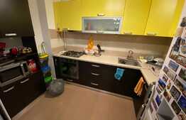 Apartament de 3 camere, 82mp, decomandat, Zona Tractorul 