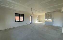 Casa individuala cu priveliste deosebita, teren generos , garaj ! Savadisla