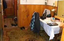 Apartament 3 camere decomandate, zona strazii Vidraru. Etaj intermediar!