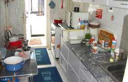 Apartament 3 camere decomandate, zona strazii Vidraru. Etaj intermediar!