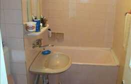 Apartament 3 camere decomandate, zona strazii Vidraru. Etaj intermediar!