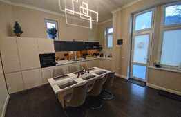 Penthouse 4 camere, Centrul Civic-AFI-Carpatex, modern, prima inchiriere