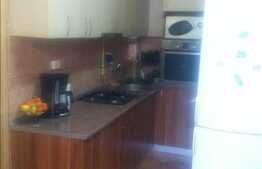 Vanzare 2 camere, zona strazii Avram Iancu. 2 locuri de parcare si 2 boxe!