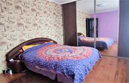 Apartament 3 camere, parcare, balcon, etaj intermediar, zona restaurantului Regal!