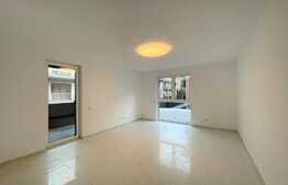 Apartament nemobilat, 48 mp, parcare subterana, zona Teatrul National