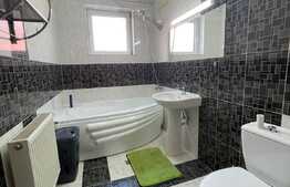 Apartament de 2 camere, 55 mp, parcare, zona Eroilor