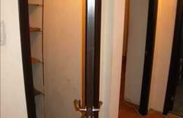 Vanzare 2 camere decomandate, 48 mp, boxa la subsol, zona strazii Primaverii